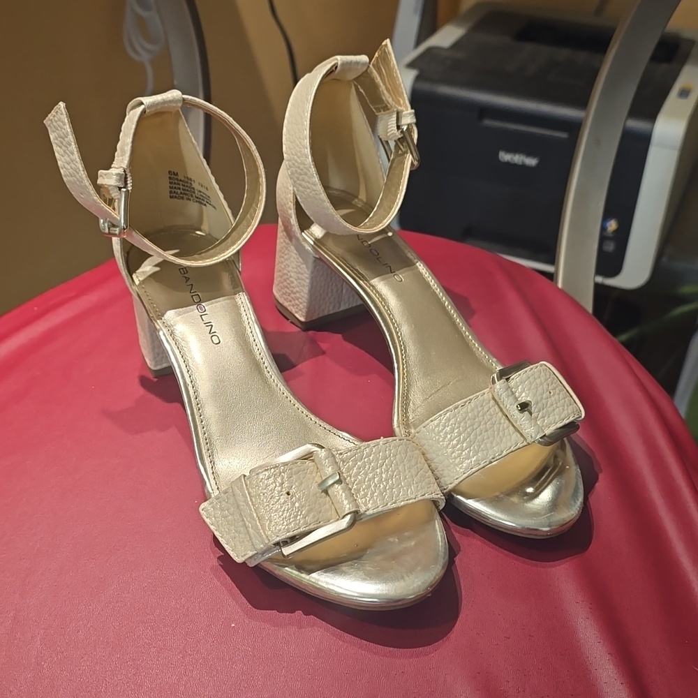 Bandolino Block Heel Sandals - US 6M, pearl color
